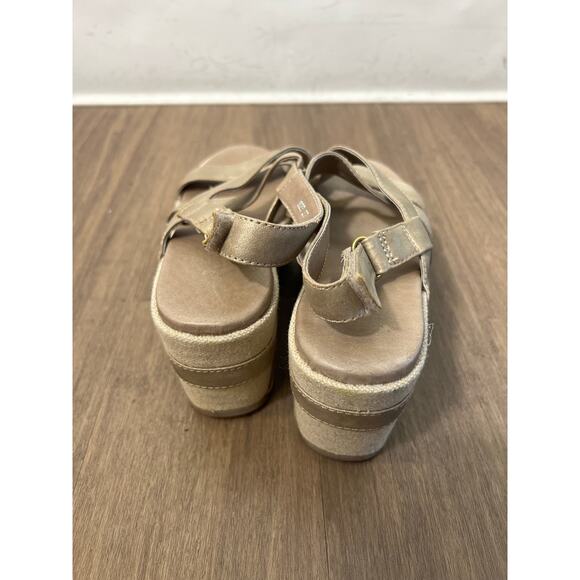 Antelope Tan Platform Sandals Sz 37 - Picture 4 of 5